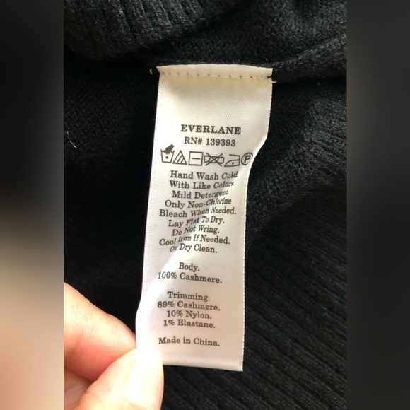 NEW Everlane Women’s Cashmere Polo Black Sweater Size XSmall - Picture 13 of 14
